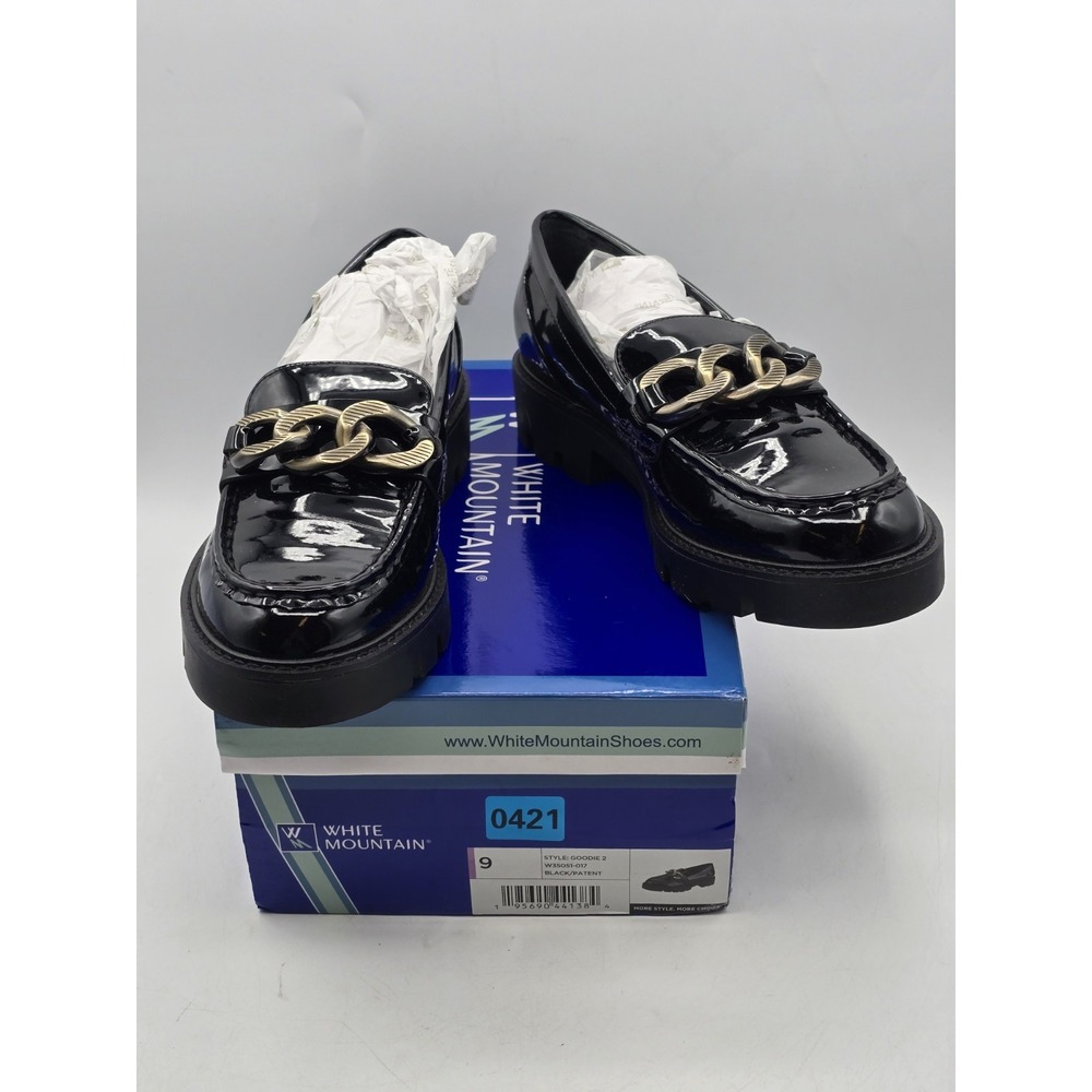 White Mountain Goodie Loafers - Black Patent - Chain Accent Size 9 M NIB